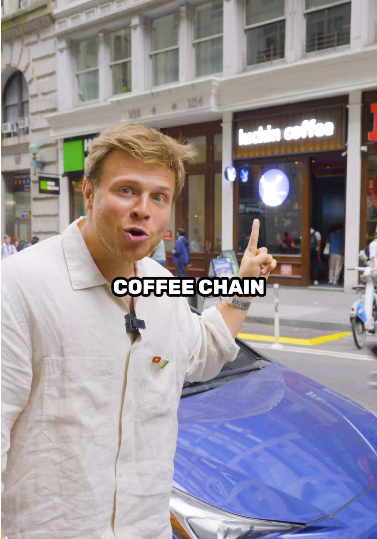 This Chinese coffee chain is beating Starbucks? ☕️ What do you think? 🤔  #interesting #economics #business #coffee 