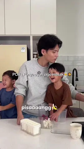 Masakan Papa @AA Daehoon 대훈 paling best. Junho, Eunho dan princess Jena makin lahap makannya. Yummy!!!  #daehoon #daehoonjulia #pov #viraltiktok #fyp 