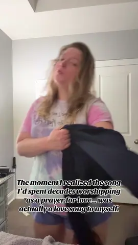 Tell me you’re an elder millennial with ADHD without telling me 😅 I finally tackled Mount Laundry while blasting my early-2000s R&B playlist of Alicia Keys, Usher, all the good stuff. Out of nowhere “If I Ain’t Got You” hit different. For decades, I thought it was about the kind of love I was chasing. But today… I heard it for the first time as a love song to myself. Because if I ain’t got me... my peace, my wholeness, my divine connection... then I really don’t have anything. We’ve been singing self-love anthems all along… we just didn’t know it yet. 🫶🏽 #IfIAintGotYou #AliciaKeys #ElderMillennial #ADHDBrain #SelfLoveJourney      