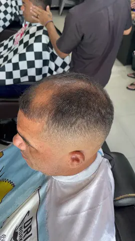 Pega essa dica💡 #barbeirosnotiktok #dicasdebarbeiro #passoapasso #cortedecabelomasculino #calvo 