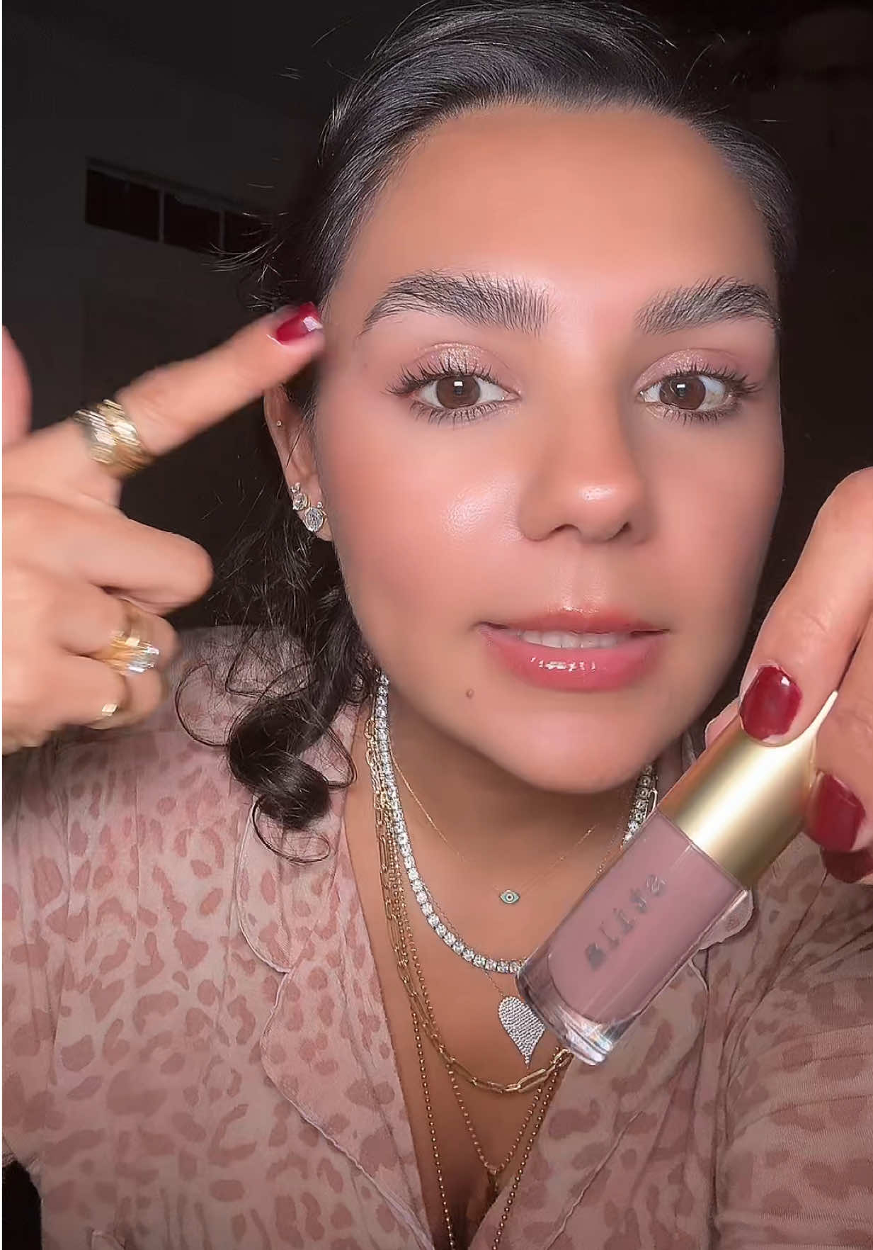 Replying to @janettuceda  Tono: Mauvelous Matte @Stila Cosmetics 