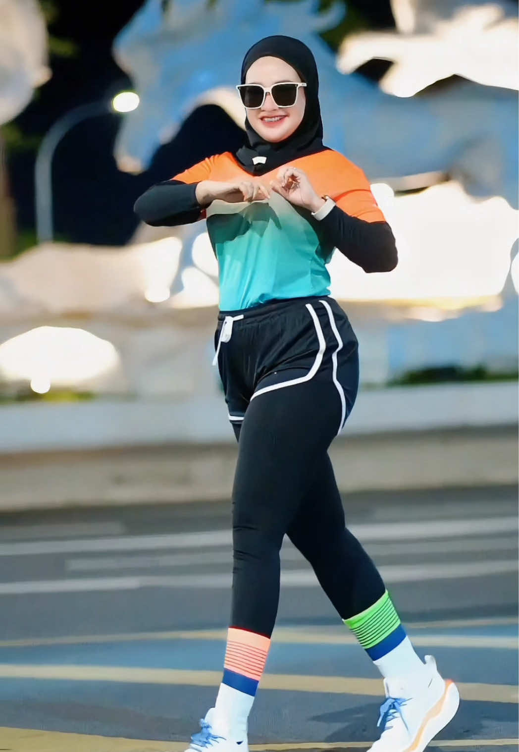 Outfit Olahraga kece by @Tientoindonesia  #outfitinspiration #outfitrunning #ootdolahraga #joggingoutfit #runningoutfit 