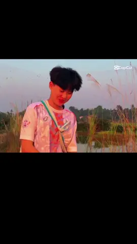 အဲအဲပို့ပေးထားတဲ့ vdလေး🥰 သဘာ၀နဲ့ထိတွေ့ပီးပြုံးပျော်ရွှင်နေတဲ့ကောင်လေး🫶@Ae Lin #creatorsearchinsights #မြန်မာ့ဘောလုံးအသင်း #u17 #football #fyp 