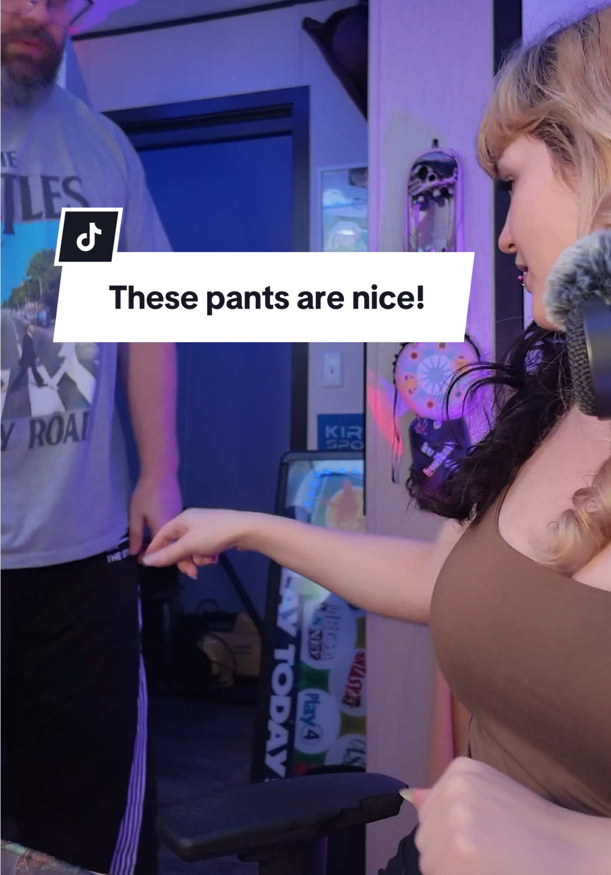 We got a two pack of these pants for him and I’m really happy we did because they seem to be good pants 🫶🏻 #menspants #mensclothes #sweatpants #baggypants #mensfashion 