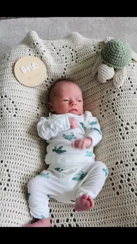 Time needs to stop!🥺 #newborn #1monthold #boy 