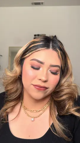 Love me a brown smokey eye look for fall 😍🐻🤎🧸 eyeshadow palette @ColourPop Cosmetics  #brownsmokeyeye #smokeyeye #smokeyeyelook #makeuptutorial #fallmakeup 