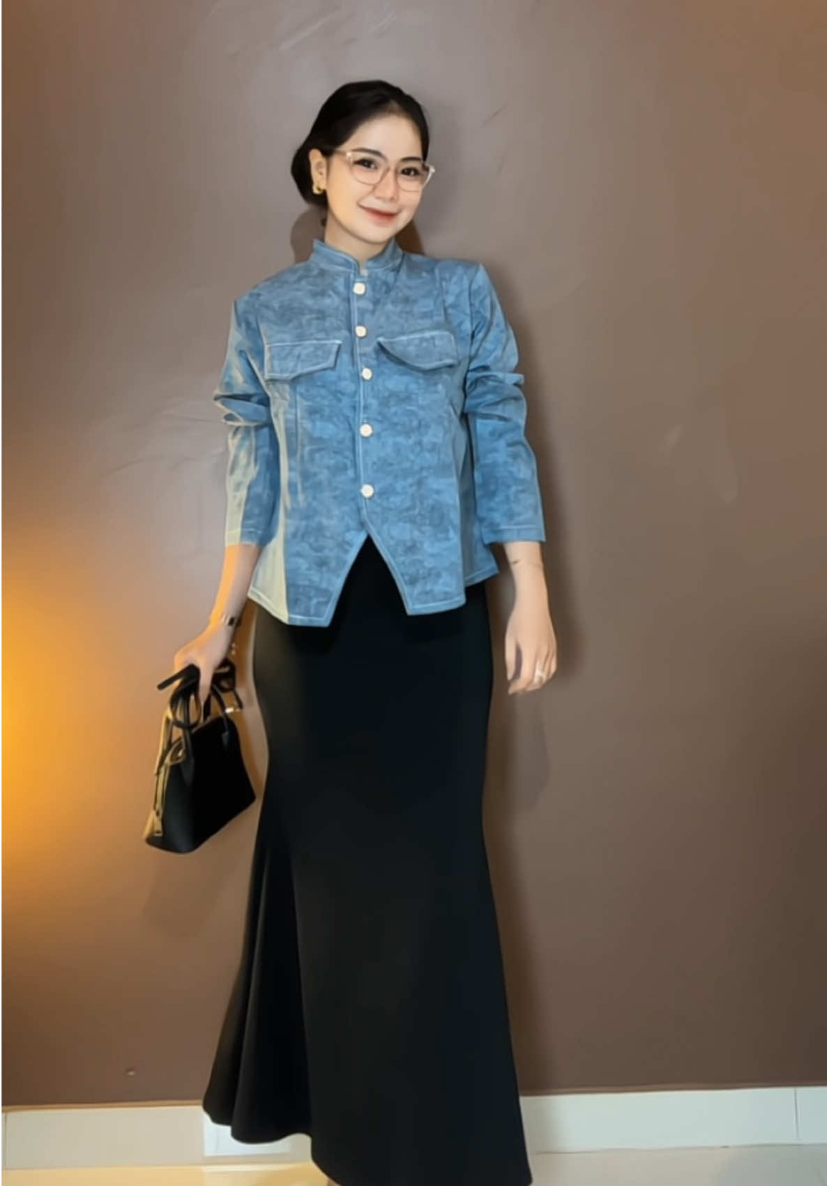 atasan cantiii warna nya elegan polll 🥰🫶🏻#blouse #bajuwanita #kemeja 