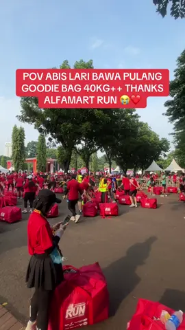 THANKYOU ALFAMART RUN SEKARANG GW BINGUNG BAWA BALIK NYA GIMANA 😭☝🏻 #fyp #foryou #foryoupage #xyzba #alfamartrun