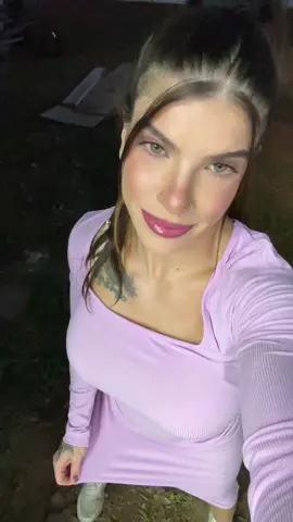 Love this color pink!! It brings out my bright green eyes🥰