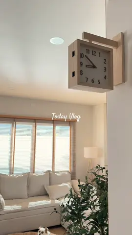 เฟอร์ลอยตัว แบบเรียบง่าย #แต่งบ้าน #แต่งบ้านมินิมอล #แต่งบ้านงบน้อย #บ้าน #ป้ายยาของใช้ 