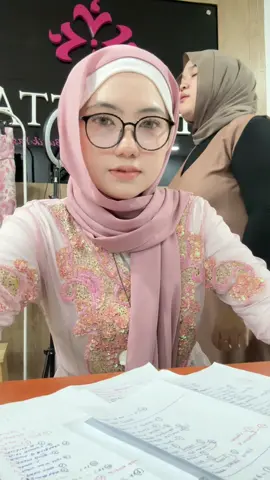 atp you guys know this kebaya is my faaavourite