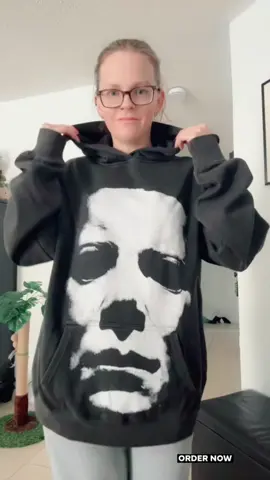 Love this hoodie! It’s perfect for hoodie season! #hoodieszn #halloween #halloweenvibes #michaelmyers 