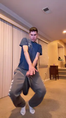 Had to hit this one more time 😂🔥🔥( IB: @Juud🧃) #dance #trend #viral #fyp 