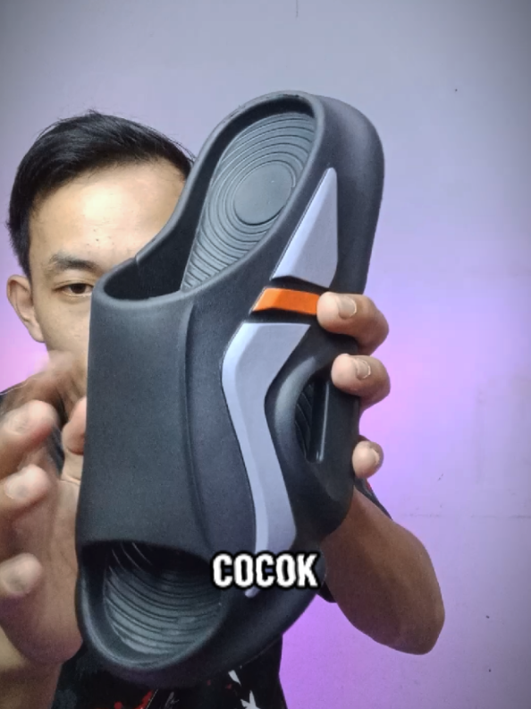 rekomendasi sandal slipon pria terbaru model elegan dan simpel cocok buat dipake harian #sandalsliponpria #sandalpriaterbaru #sandaleva #sandalkaretpria #promosandal 