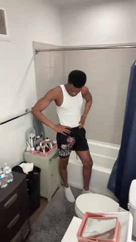 Why do you keep making TikToks when nobody watching them? #andrewfulgham #andrew #fypシ゚viral 