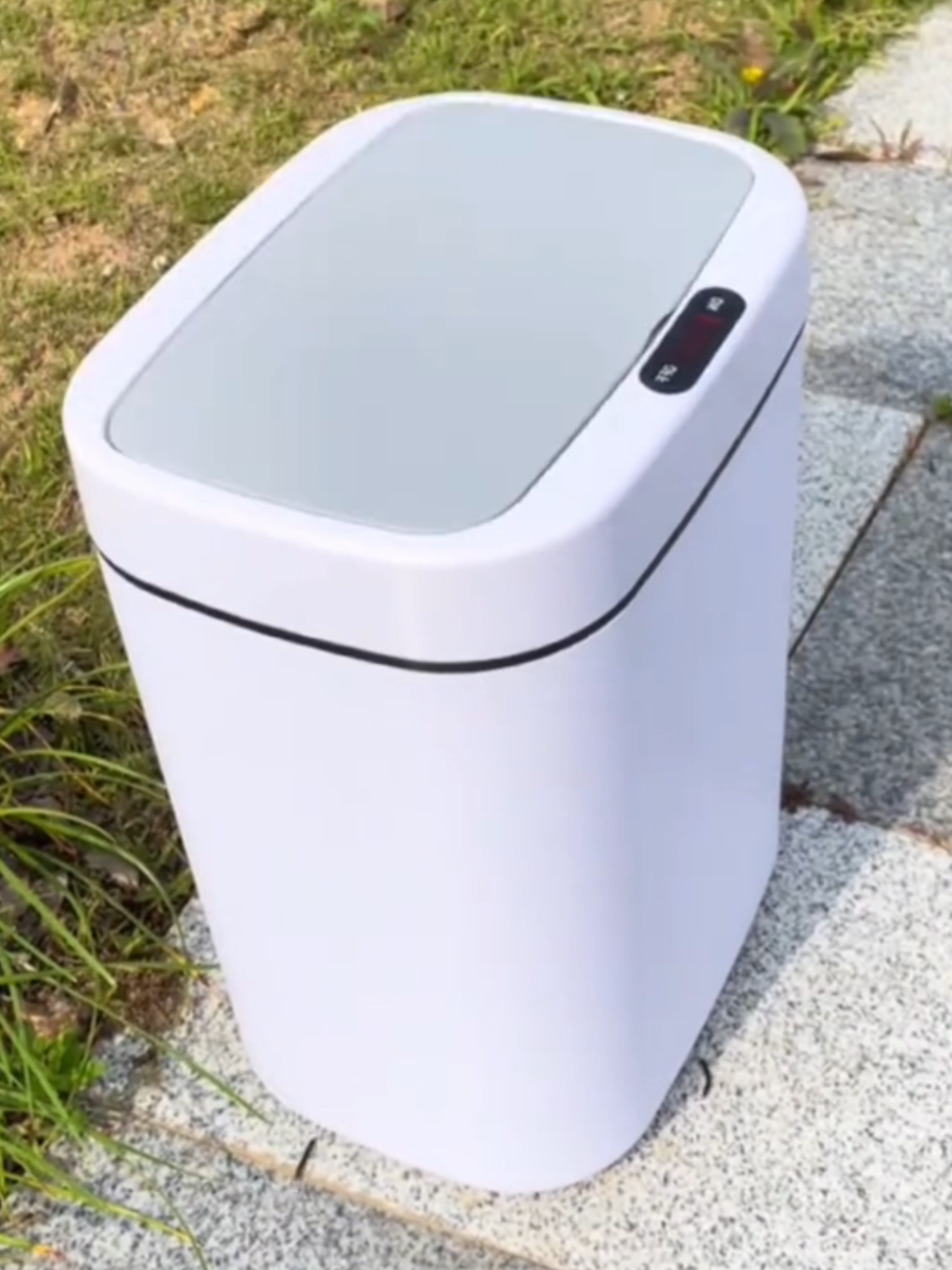 Lixeira Inteligente Com Sensor! #lixeirainteligente  #lixeirainteligentecomsensor  #casaorganizada   #casalimpa  #tiktokshop 