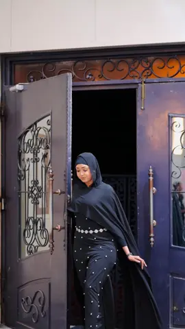 Iga gaarsiya salaan 😂✌️