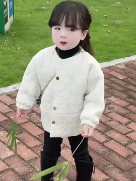 Nuôi một cục vàng không dễ, nhưng mẹ sẽ luôn cố gắng vì nụ cười của con #babyclothing #phoidochobe #thoitrangbegai 