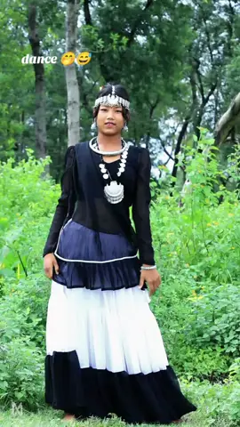 dance kare nai janthu guys 🤭😅😅  . . . . . . #10klikes😍  #fpyシ  #trendingvideo  #viral?videotiktok😇😇  @🐰....pûkûlûûû bêbø....🐰 @Siwani Tharu @༼ つ ◕‿◕ ༽つ(✿^‿^) @your.janniwa @your.janniwa @Çhûñû ❤️‍🩹🤭 