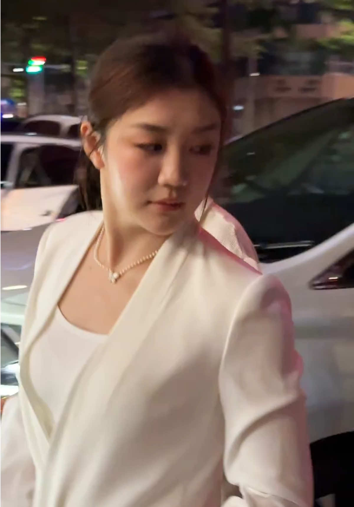 一身白色西装出席活动 #陳夢 #chenmeng 