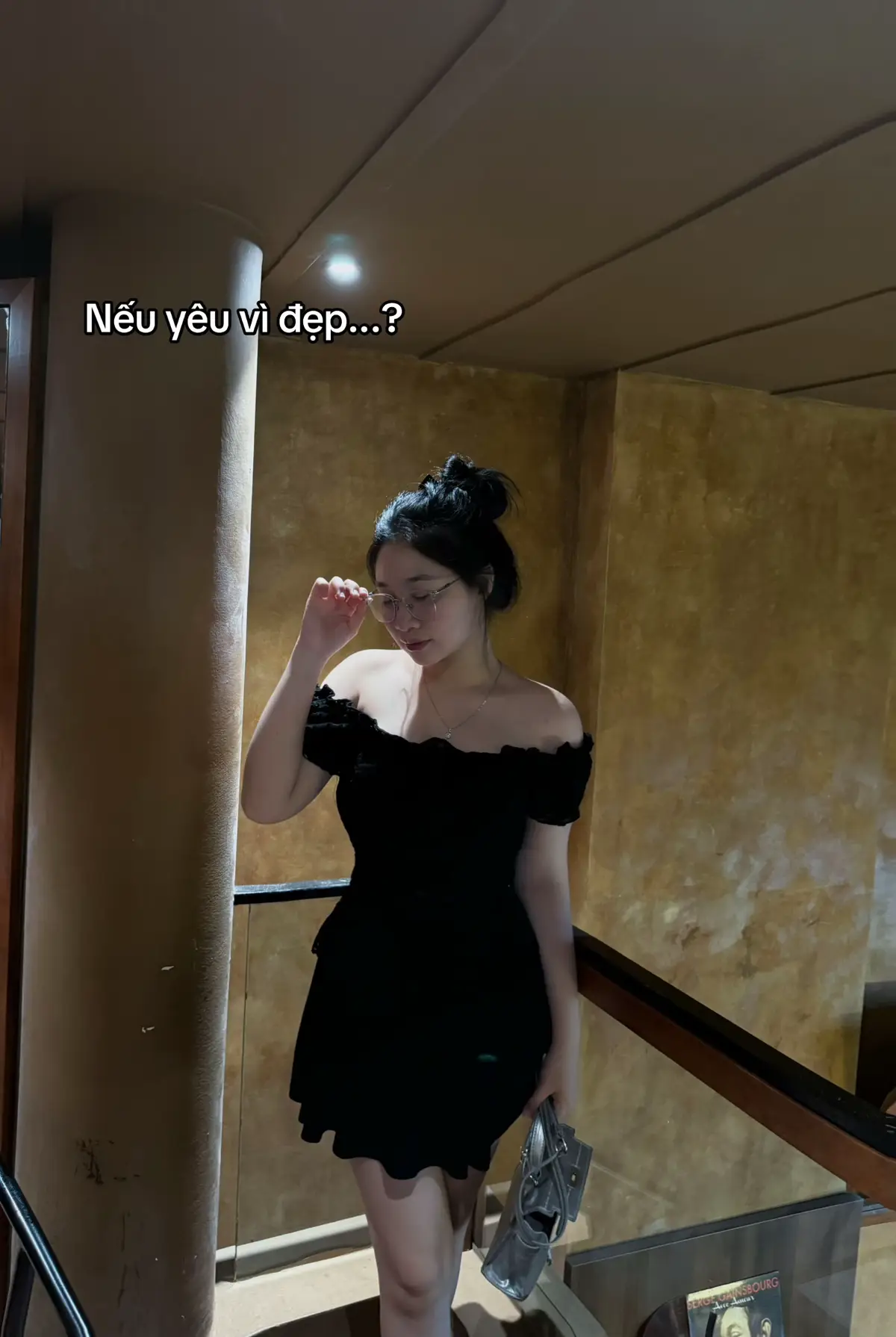 Tình yêu làm gì có kết thúc, không yêu mới kết thúc. #ncl_buon 