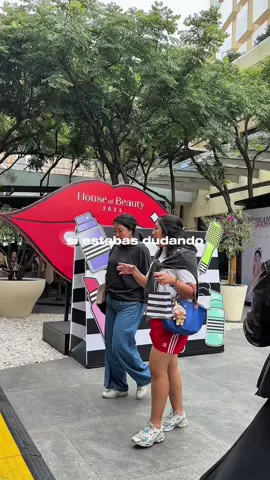 Maquillaje gratis, productos que no habías probado, y masterclass en la 🏠House of Beauty de 💄@Sephora México 👀  #houseofbeauty #maquillaje #sephora #dondeircdmx #popupstore 