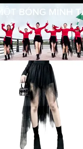 Một bóng mình ta.chân váy đẹp giúp nhảy uyển chuyển . Ai cần bấm vào giỏ hàng nhé. #vayxinh #vayn 
