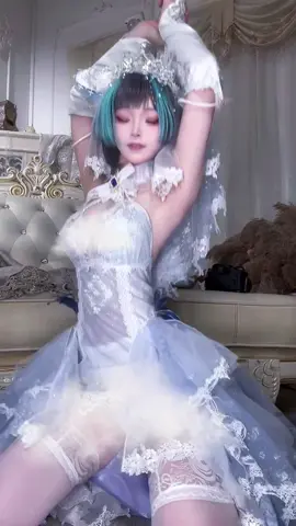 I'll see you all live,follow me now! #tiktok #fyp #foryoupage #cure #music interesting dance ootd 