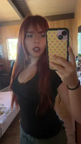 ^-^