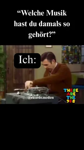 Werde jeden Tag eine bessere Version deines Selbst. :@ricardo_medien 👍🏻❤️⭐️ like 🔄 teile „Eigentlich solltest du entspannt aufwachen, doch schon am Sonntagmorgen denkst du an die neue Woche. Dieses Gefühl nimmt dir die Freude. Doch du kannst das ändern. Mit deinem Business gestaltest du Tage, die sich frei und leicht anfühlen. Stell dir vor, Sonntagmorgen ohne Druck. Schreib mir Start.“ #freiheit #neustart #mut #selbstbestimmt #leichtleben