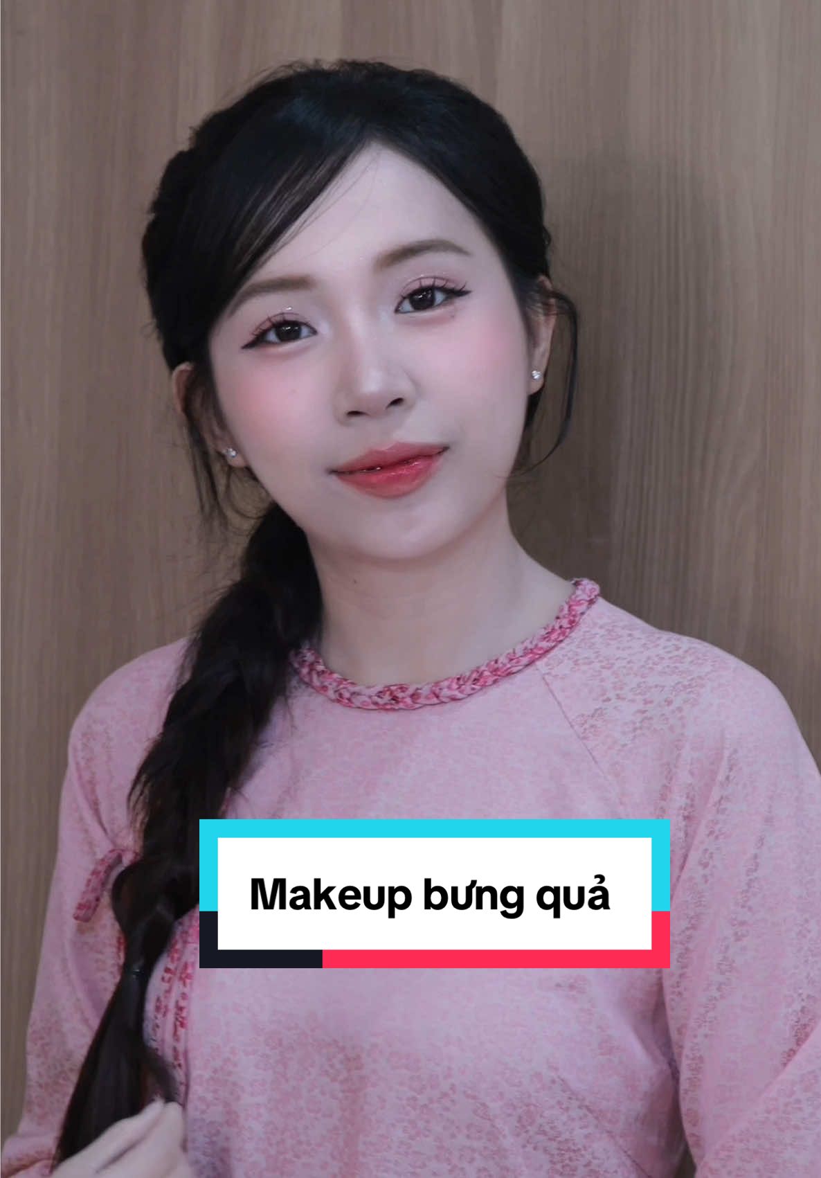 Makeup bưng quả cho bé khách 🌸 #makeupcodau #makeupbinhthanh #makeuphcm #hiwonmakeup #makeuptiec 