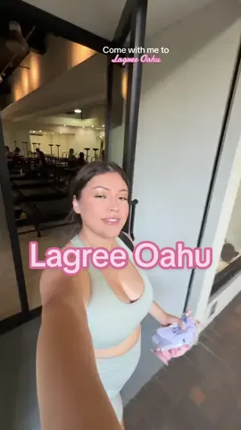 Lagree on vacation🤭 #lagree #oahu #lagreeoahu #hawaii #vacation 