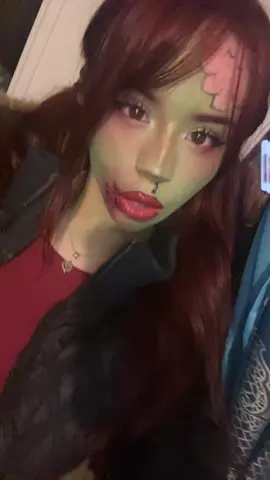 Zombieeeeeee grrrrrrrr