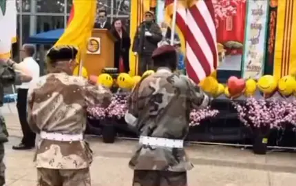 3/// diễu binh và những khí tài khủng 😂