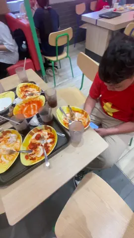 Thấy bạn vui mò mih vui theo#a2daqiu #thptnguyenhue #xuhuongtiktok #nhue #viral 