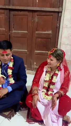 झगडा होस्, धोका नहोस् रिसाउने होस्, मन दुखाउने नहोस् माया भरीपुर्ण होस्, देखाउने नहोस्#foryoupage #tiktoknepal #goviral #sunitagautam #baneshowr_kathmandu😘😁❣️ 