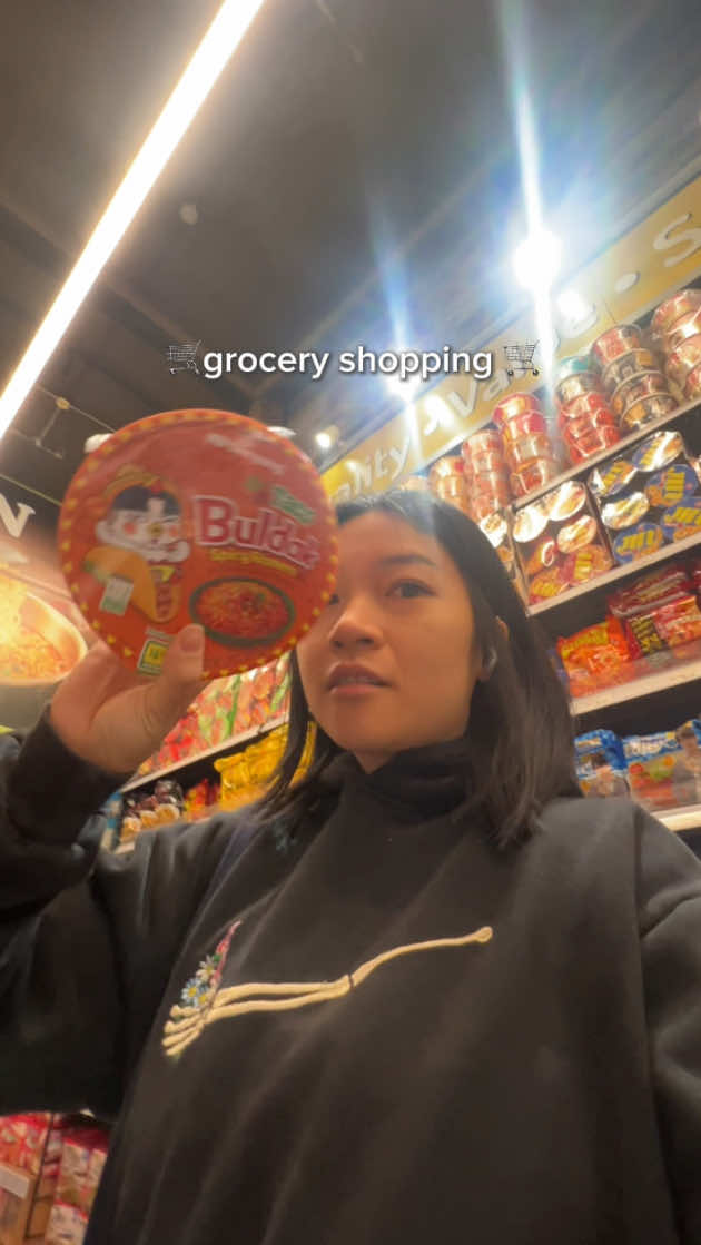 I didn’t end up getting that much because as I was shopping, I kept finding so many cool snacks I want to see his reaction to. Plus, it’ll be fun to watch him shop! #Vlog #nyc #groceryshopping #asianfood #koreanfood 
