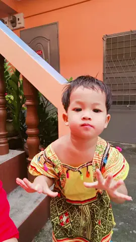 #ရောက်စမ်းfypပေါ်😒myanmartiktok #ချစ်ပေးကြအုန်းနော်😍😘😘 #ချစ်ရင်အသဲပေး💖 