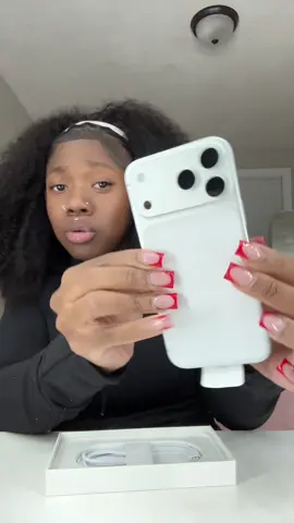 Raw n uncut iPhone 17 pro max unboxing with accessories 