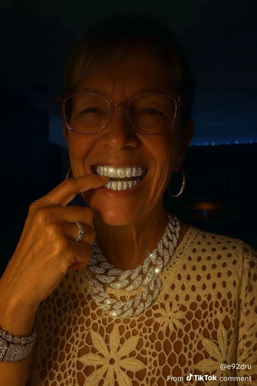 #fyp #viraltiktok #richoffairpods #temu #q50 