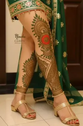 mehndi design on thighs #viral  #villege_life😻  #creatorsearchinsight  #habiburahmanabid 