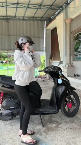 #xuhuong #aokhoac #moingaymotoutfit #viral 