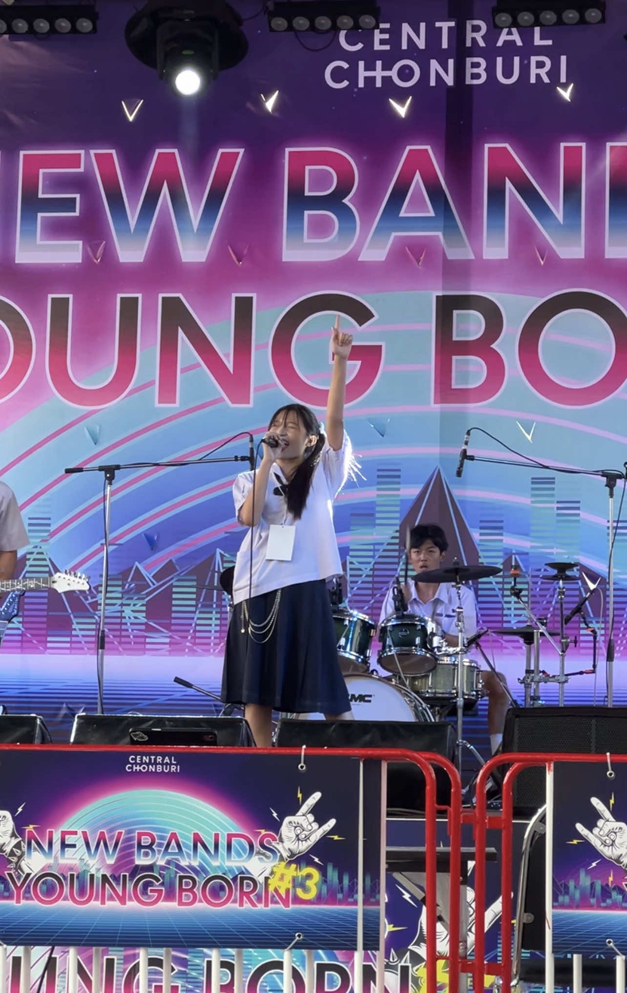 พักนิวจิ๋วซักครู่… มาลองร้อคบ้างไรบ้าง🤘🏻🤩 #เอิงเอย