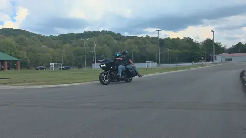 When the probate breaks down @caveman931 has to ride on the back of @Joker bike……..😂