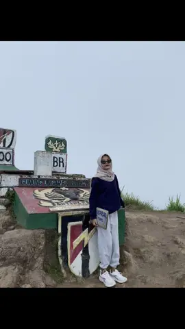 #ungaranviamawar #gunungungaran #pendakigunung #celanajoger #gunungindonesia 