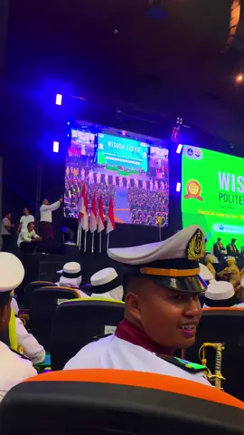#fyppppppppppppppppppppppp #tarunapelayaran #wisuda #maritimpolnes #tarunaganteng 