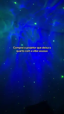 ✨ Transforme seu quarto em um universo mágico! 🌌 Com o Projetor de Luz Nebulosa, você cria uma atmosfera relaxante, perfeita pra dormir, estudar ou curtir um momento zen. 😍 Controle as cores, intensidade e efeitos com um toque — e veja seu ambiente se transformar! 💫 #projetordeluz #quartoperfeito 