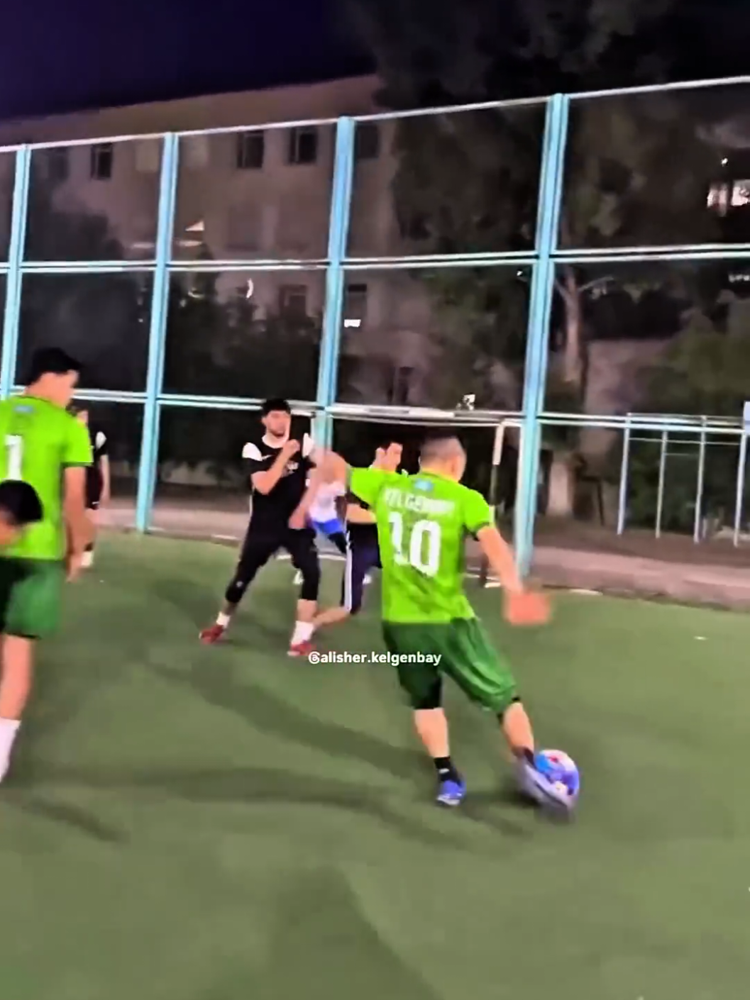 100_ New Crazy Free Kick 😱⚽🔥 _footballshorts _footballskills _football _shorts #viralshorts #footballlovers💟😍⚽️⚽️ #foryoupage #footballskills #craziest 