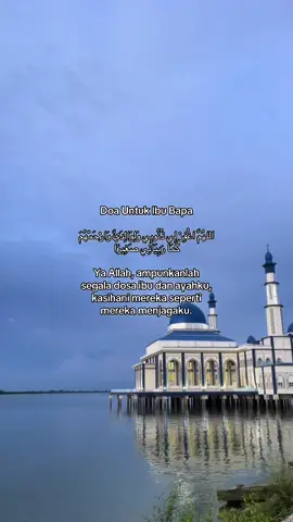 Ampunkanlah dosa kedua ibubapaku Ya Allah🤲🏻#ibubapa #doaibubapa #syurgaku #fyp #fypage 