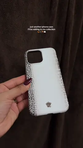 cute iphone cases >> 🤍 #iphoneaccessories #velvetcaviar #iphonecase #fyp #iphoneessentials 